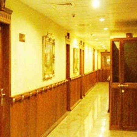 Grand Seasons Hotel Kochi ภายนอก รูปภาพ