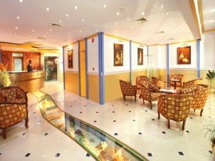 Grand Seasons Hotel Kochi ภายนอก รูปภาพ