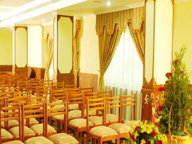 Grand Seasons Hotel Kochi ภายนอก รูปภาพ